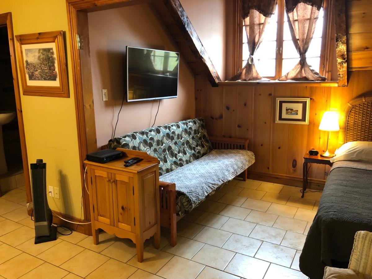 Manoir Ramezay Hotell Marieville Exteriör bild