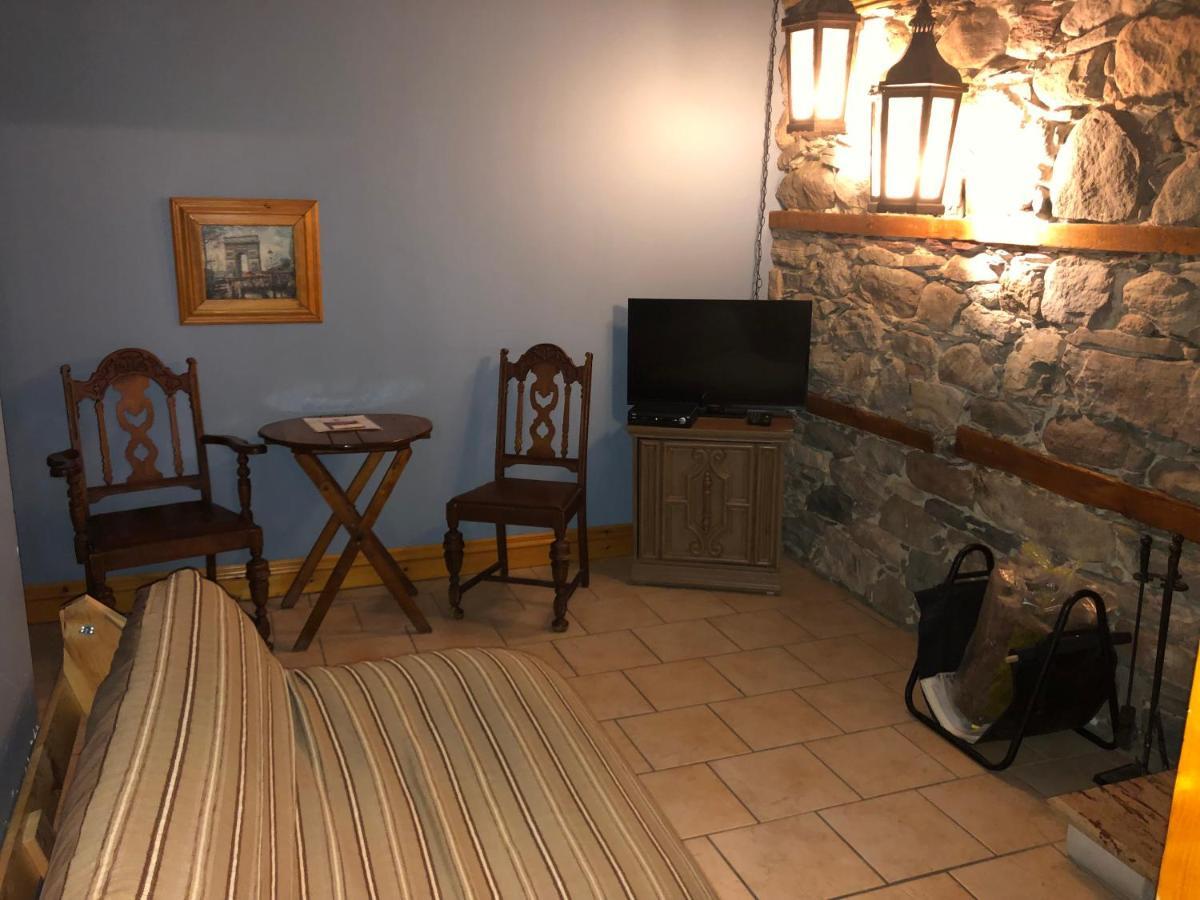 Manoir Ramezay Hotell Marieville Exteriör bild