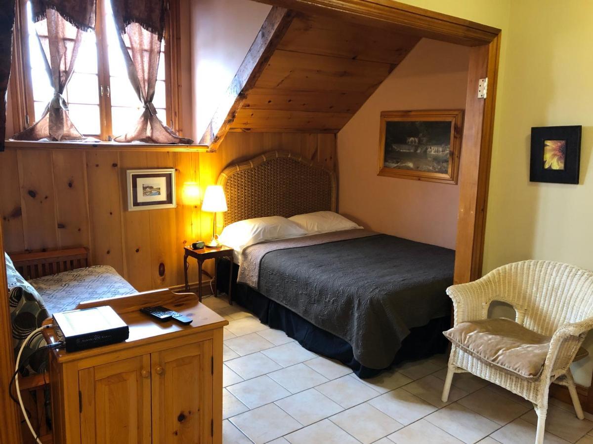 Manoir Ramezay Hotell Marieville Exteriör bild